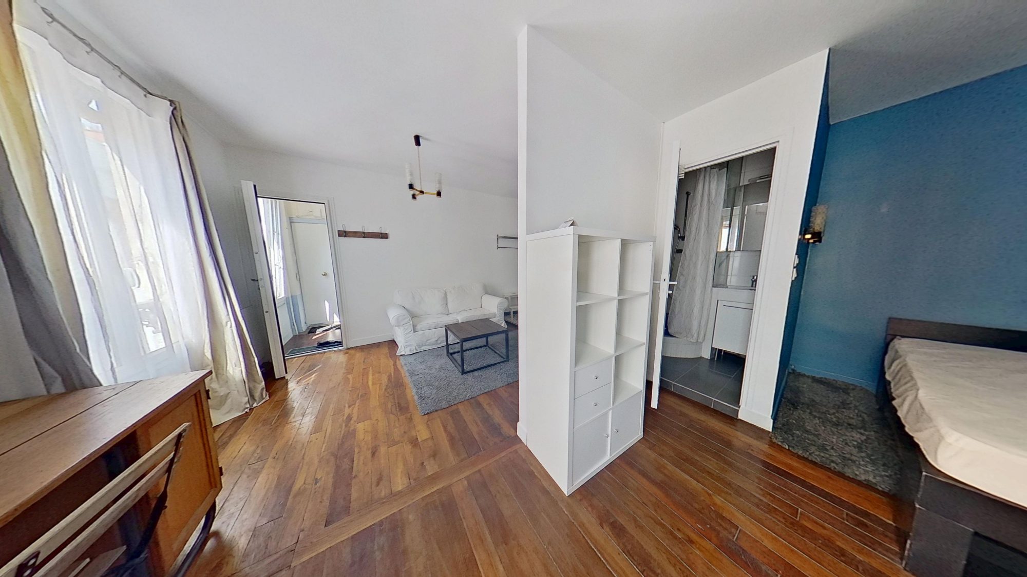 Photo 1 du bien immobilier Appartement T1 à Paris – Ref LA2019