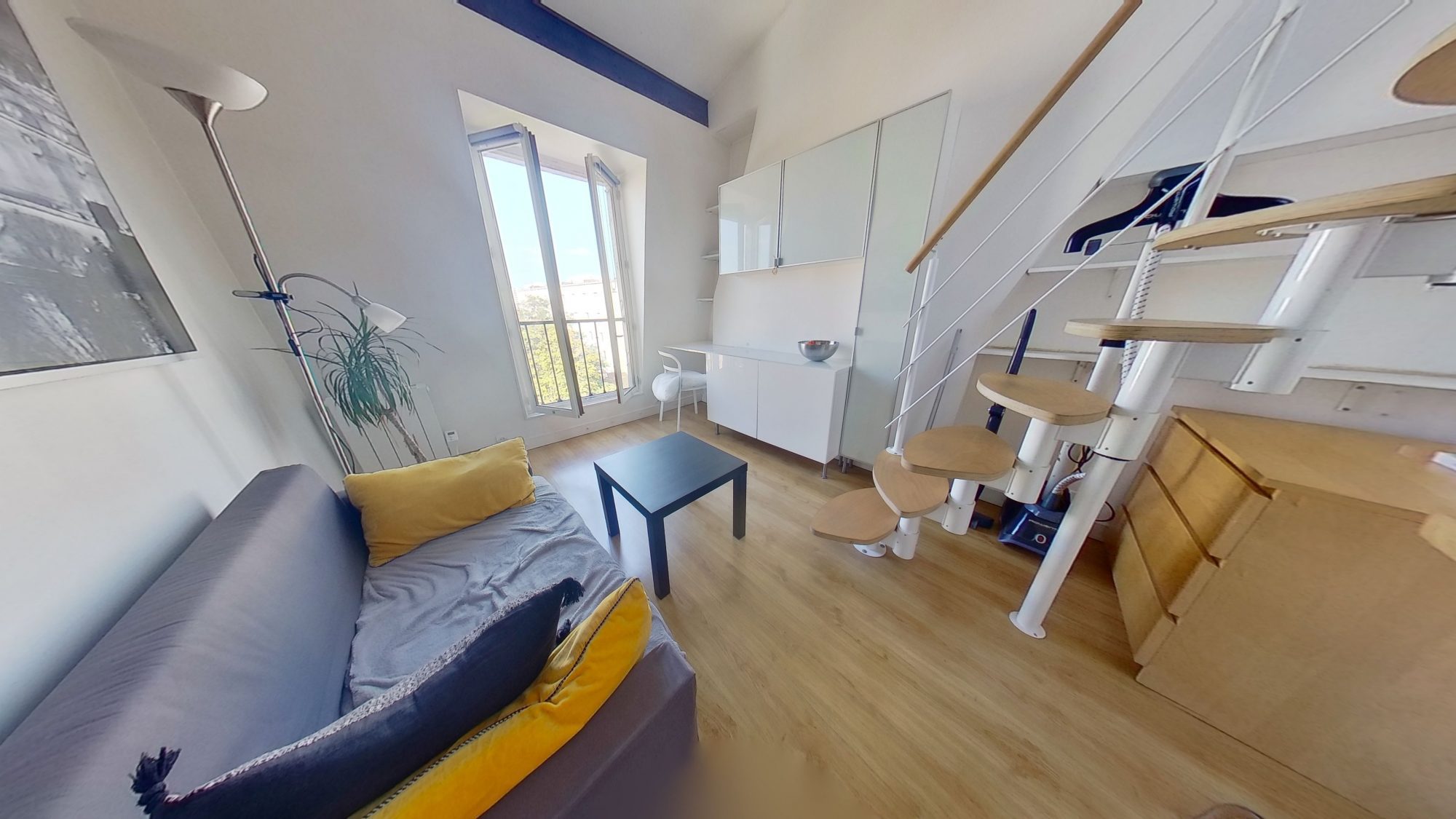 Photo 1 du bien immobilier Appartement T1 à Paris – Ref LA2040